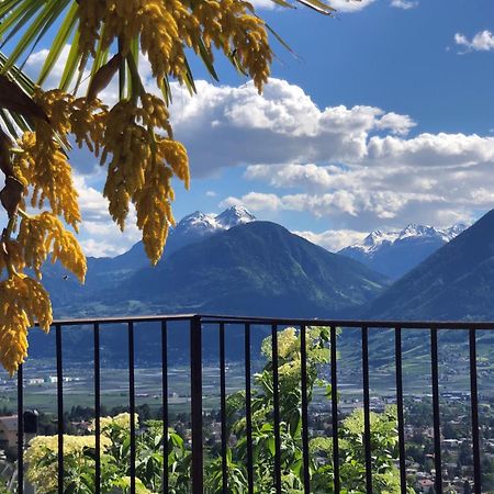 Der Blaue Reiter Aparthotel Schenna Exteriör bild