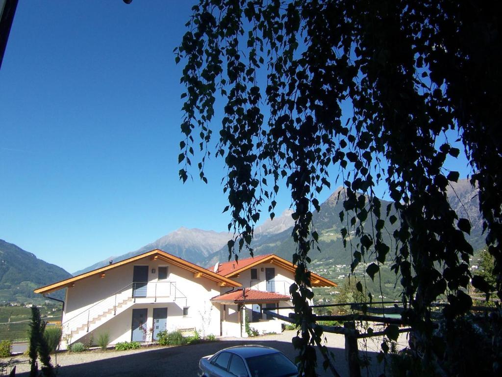 Der Blaue Reiter Aparthotel Schenna Exteriör bild