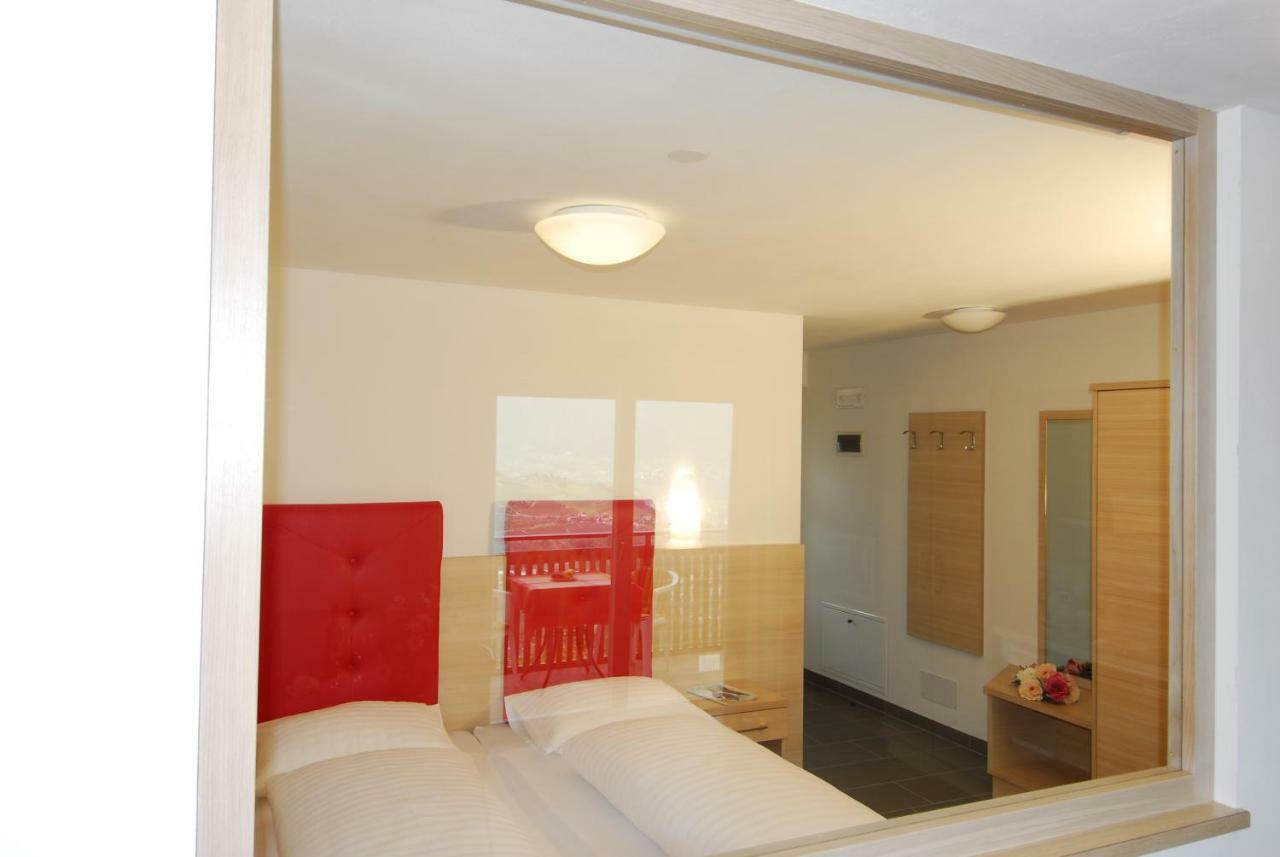 Der Blaue Reiter Aparthotel Schenna Exteriör bild